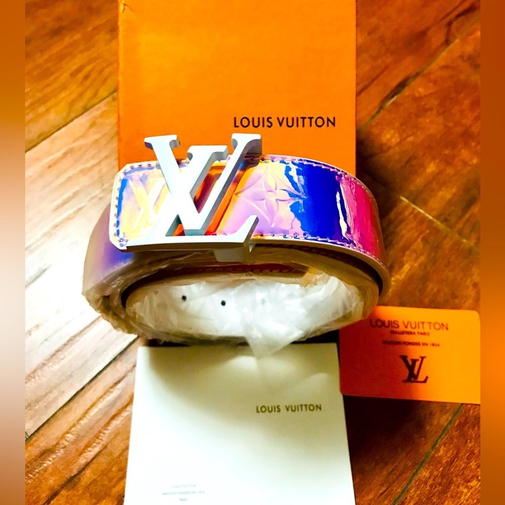 New Louis Vuitton Prism Monogram LV Shape Belt